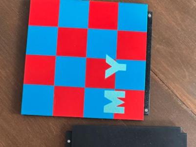 Modular chess board (4 pieces) w/ embedded magnets