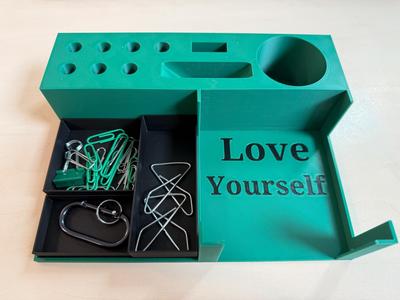 Desk organizer with removable boxes