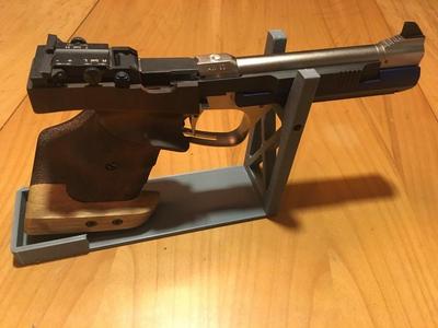 Pistol/Revolver stand 