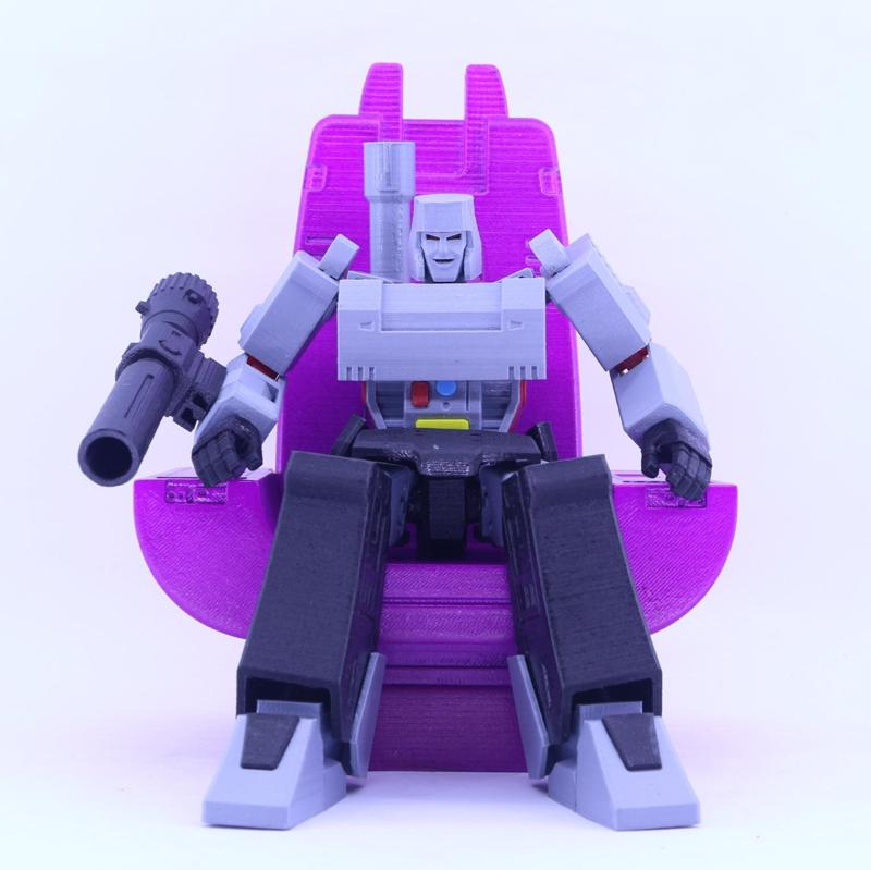 GUNMASTER THRONE (NOT G1 MEGATRON) - NO SUPPORT