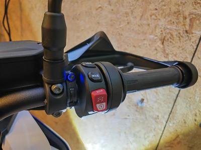 22mm handlebar mount for 8mm button   