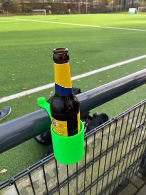 Bierhalter oder Getränkehalter   