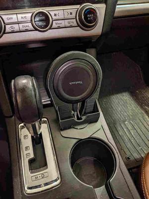 Subaru Outback phone mount w/ wireless charging 