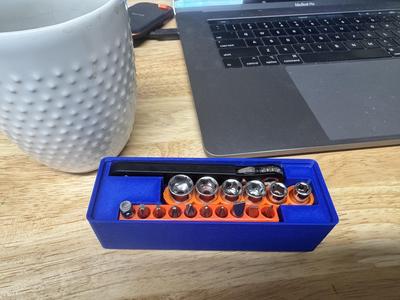 Right angle ratchet gridfinity custom holder