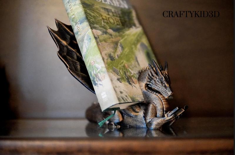 Book Wyrm Display (Book & Tablet Version + Bonus Model)
