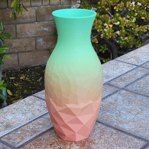 Evolution Vase