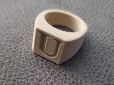 U RING
