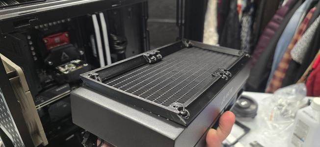 Fractal North Offset 240mm radiator mount for Top Mount