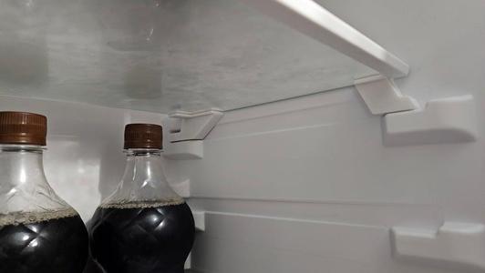 Fridge shelf riser