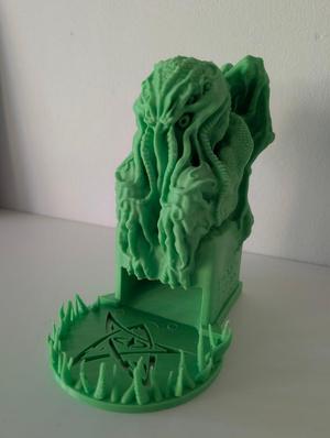 Cthulhu dice tower with tentacle dice tray