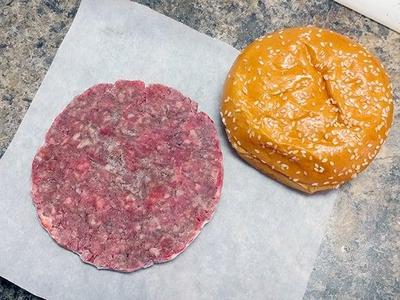Mcdonald's copycat frozen hamburger patty press and mold - 2.5oz (70g) 120mm x 8mm patty)