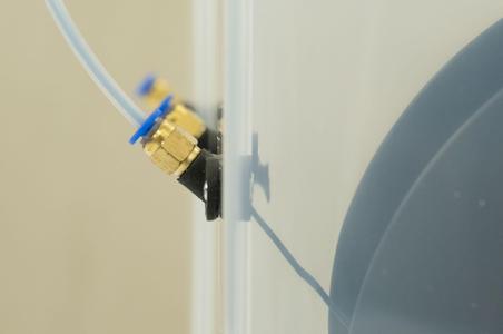 Angled Dry Box Feeder angle 40°