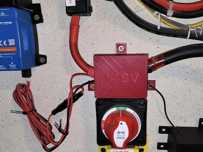 Solar batterie switch Victron connector protection