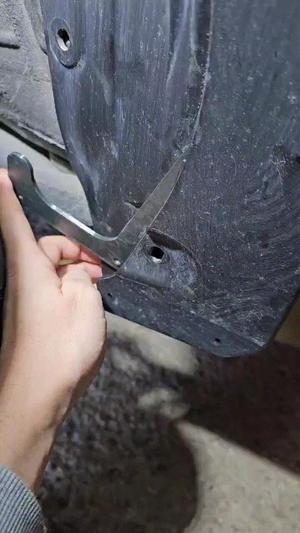 Mud Flap Brackets Suzuki Jimny JB74