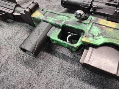 Well MB44xx vertical grip