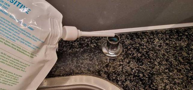 Refill pack nozzle straw tube extension