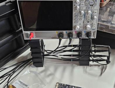 Rigol DHO800/900 Oscilloscope Stand with Probe Storage