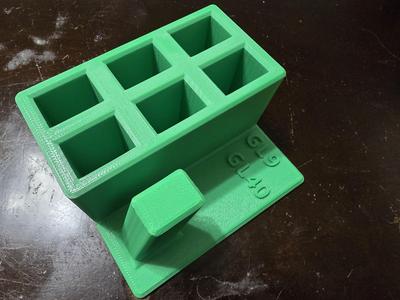Glock 17 stand with mag storage