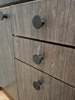 Closet knob