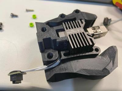 Stealthburner adapter for Bambu lab hotend   