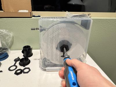 Rewinder & desiccant for cereal filament dry box