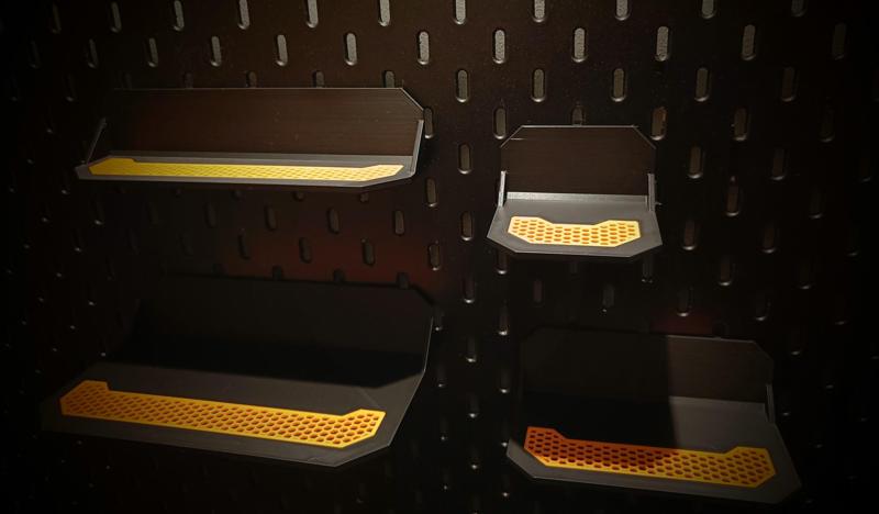 Display shelf for IKEA SKÅDIS