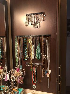 hot glue hook rack 