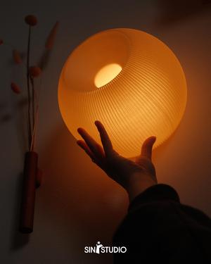 Momi Lamp – Warm and Organic 3D-Printed Light