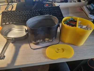 Army_pot_insert