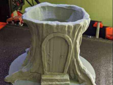 Fairy house / planter 