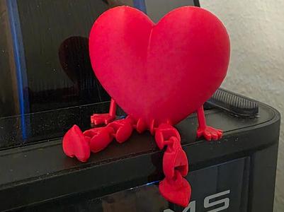 Beautifull articulated Heart with heart legs SMALL