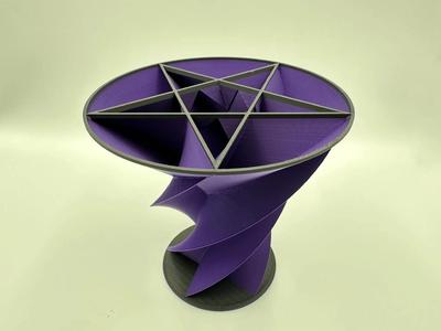Twisted Pentacle Vase
