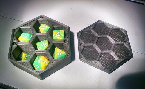 Magnetic Polyhedral Dice Holder / Tray