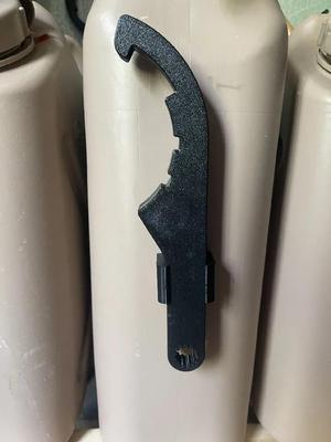 Scepter water can accessories