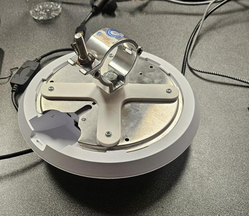UniFi AC HD Beam Bracket Mount