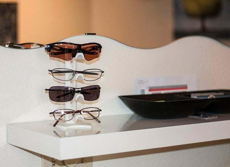 Eye glasses holder