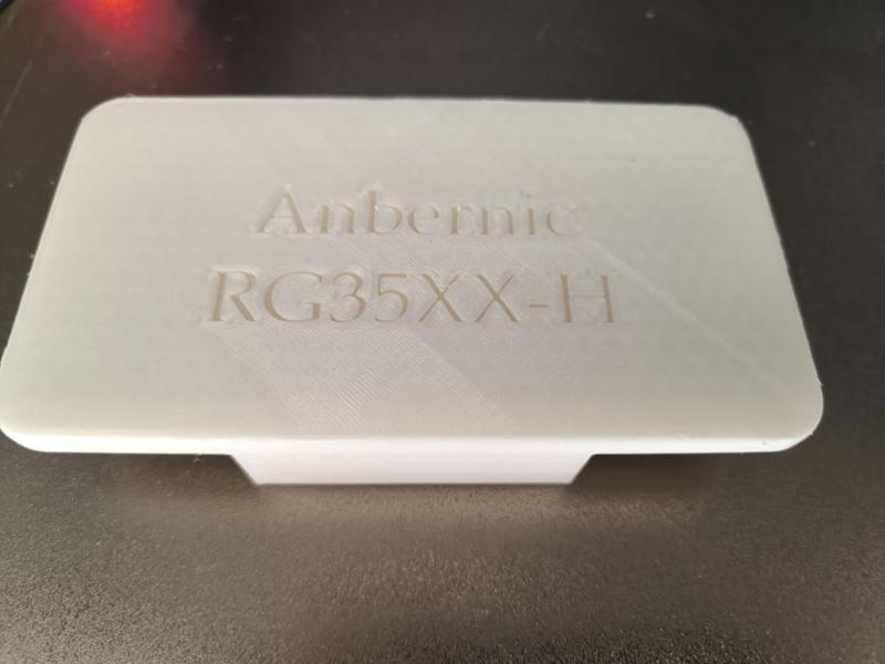 Clip-on case for RG35XX-H 