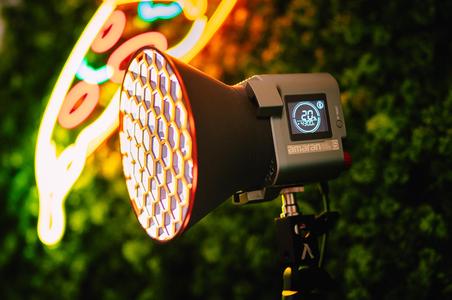 Bowens Honeycomb Mark I [LIght Video/Photography]
