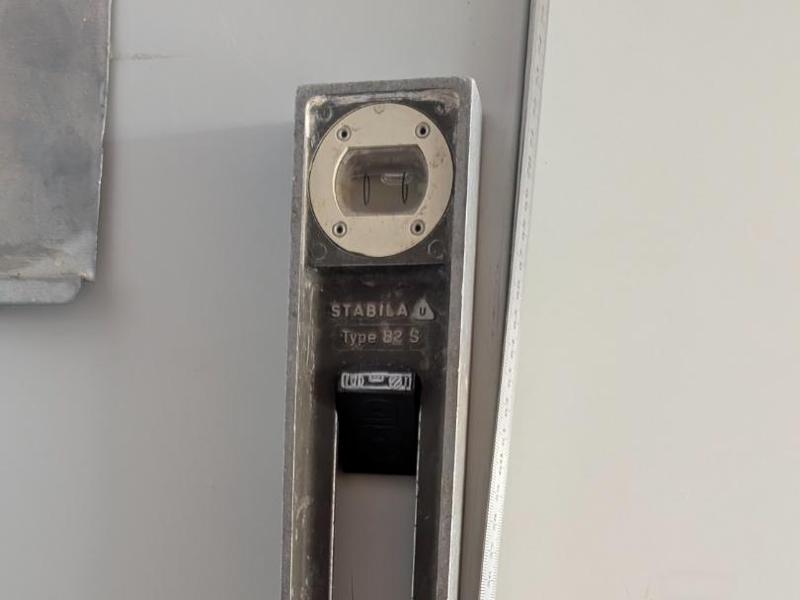 Magnetic Water Level Holder