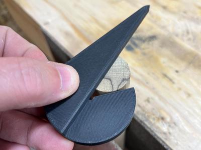 Center finder