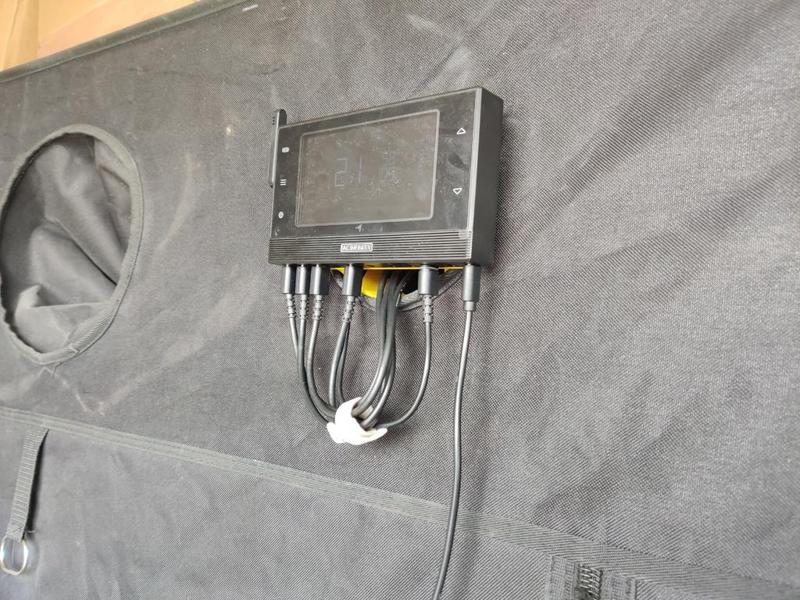 Mounting Adapter for AC Infinity AI+ Controller on Homebox Evolution