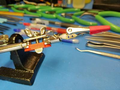 Helping Hand Screw Lock Plate