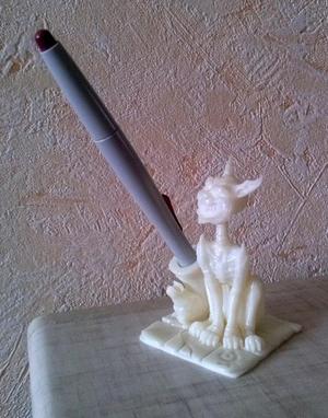 Cheshire cat. pen holder