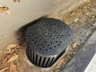 Gutter sieve/strainer/blocker