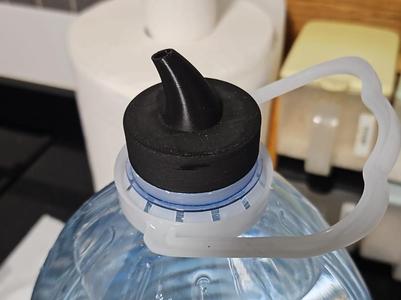 5L and 8L water bottle stopper with dispenser