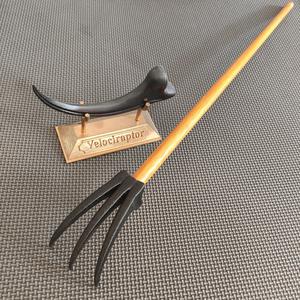 Velociraptor Claws Scratcher