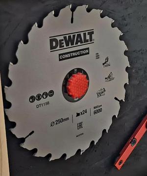 Circular saw blade mount (30mm)