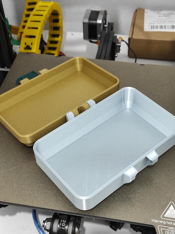 Snap Lock Storage Box - Caixa de armazenamento com trava
