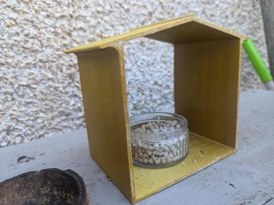 No Support Bird Feeder Shelter