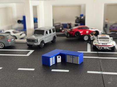1/64 working table and bin hotwheels matchbox